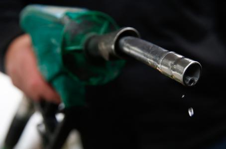 Launched the first Mexican franchise gas stations