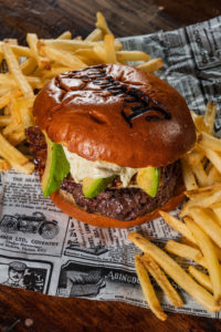 Juanchi’s Burger will open its first franchise outside of Madrid
